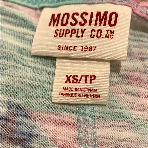 MOSSIMO Racerback Tank. Size XS - Picture 5 of 5